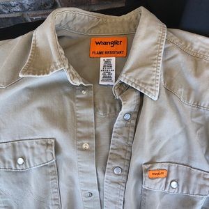 Wrangler FR shirt